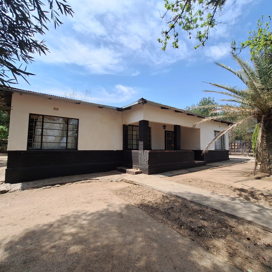 4 Bedroom Property for Sale in Heilbron Free State